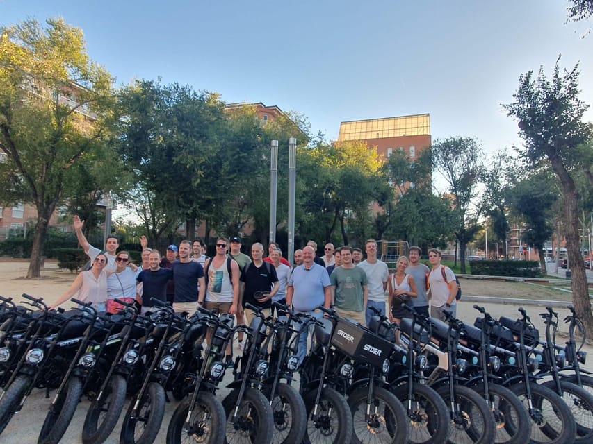Comfortable E-Fatbike High-Lights Tour Barcelona - Montjuïc for 45 minutes: the tour’s long, satisfying arc