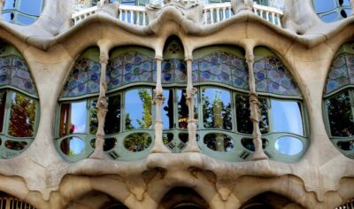 Complete Gaudi Tour: Casa Batllo, Park Guell & Sagrada Familia