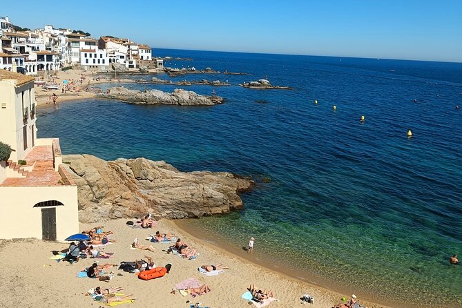 Costa Brava and Medieval Town Private Tour from Barcelona - Stop 2: Camí de Ronda, Walk 25 Minutes or Take the 5-Minute Car Option