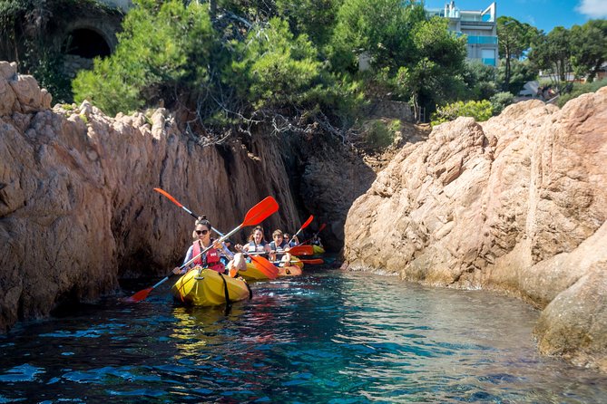 Costa Brava Kayaking and Snorkeling Small Group Tour with Lunch - Lunch After the Water: Simple, Filling, Not a Time Sink