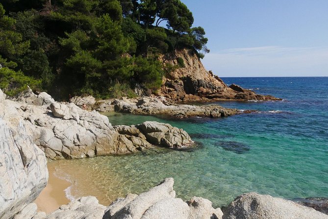 Costa Brava, Tossa de Mar Private Tour, hotel pick-up & Boat Ride - Lloret de Mar plus a panoramic boat ride through coves