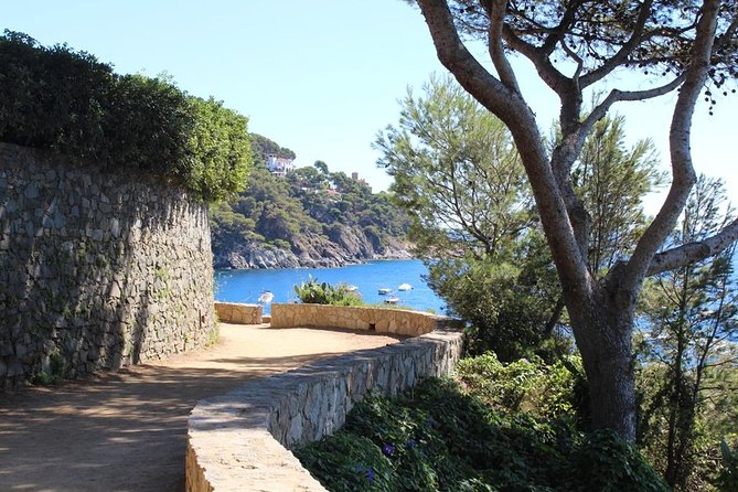 Costa Brava Typical Towns Full Day Tour from Barcelona - The guide quality: what keeps this tour from feeling like a bus circuit