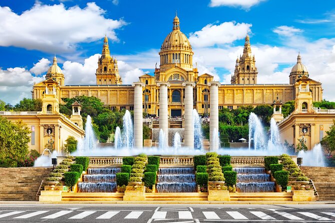 Cruise-Friendly Barcelona Shore Excursion from Cruise Port - Port pickup, air-conditioned comfort, and getting back on time