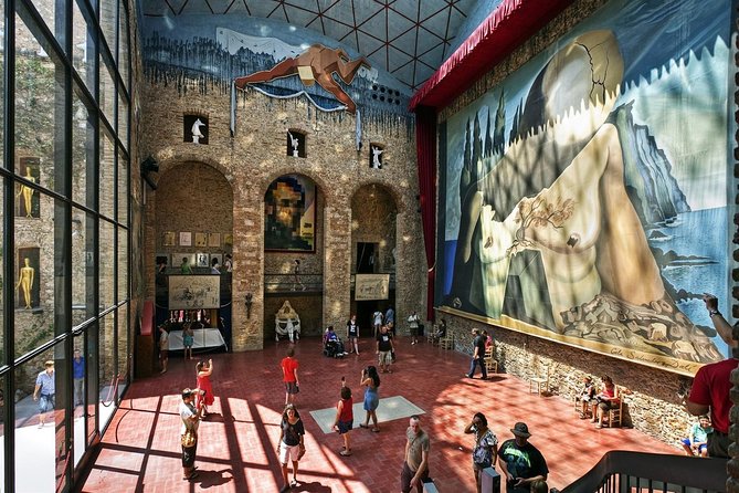 Dali Museum and Costa Brava Small Group Day Trip from Barcelona - Price and Value: Paying for Transfers, Not Just Sights