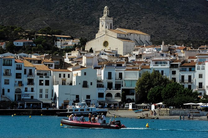 Dali Museum, Dali House & Cadaques Private Tour from Barcelona - Cadaqués and Port Lligat (Winter Route): White Houses, Real Peace