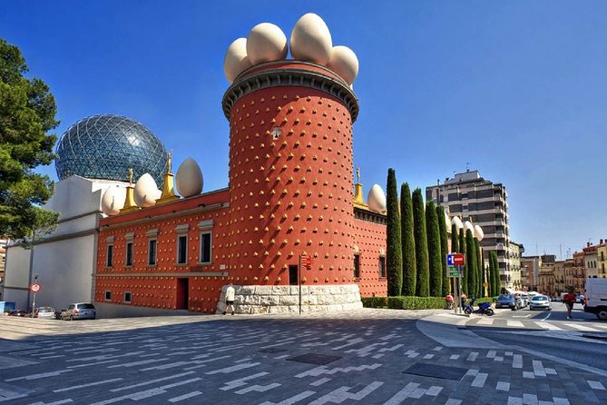 Dalí & Wine | Premium Private Tour with Coastal or Girona Add-On - Key Points You Should Know Before You Go