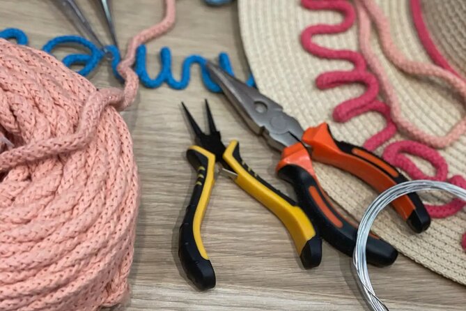 Design and Craft a Raffia Bag in Barcelona - Who This Workshop Suits Best (And Who Might Want to Skip It)
