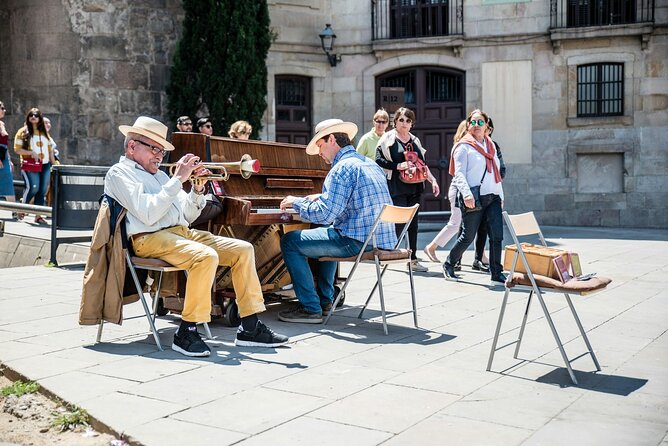 Discover the Gothic Quarter | Walking Tour | 2h - Civic Squares to Santa Maria del Mar, A Church Built the Hard Way
