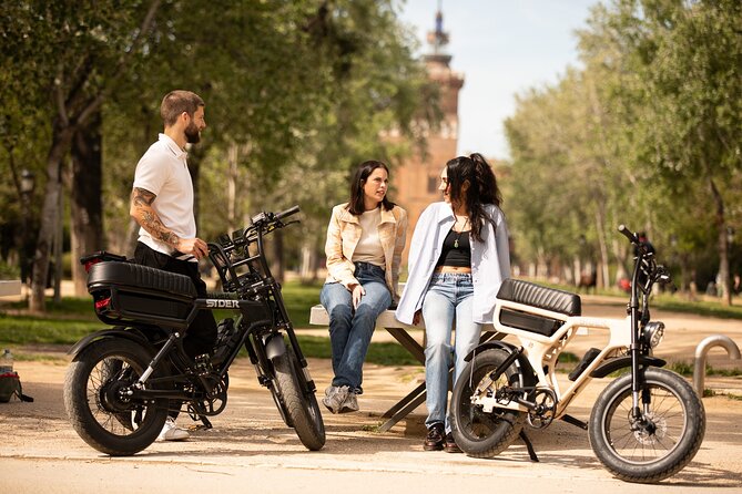 E Fatbikes Rental in Barcelona - Why an E-fatbike rental beats buses for a fast Barcelona loop