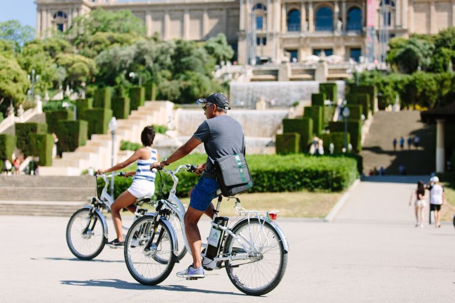 Electric Bike Tour of Montjuic and Barcelona - Montjuïc Castle and the best kind of effort: looking
