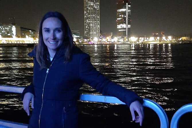 Evening Cruise with Dinner and Drinks in Barcelona - La Barceloneta sailing time: relaxed views and a longer stretch on the water