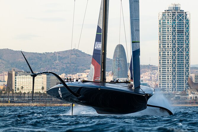 Exclusive Yacht Rental in Barcelona - Sunset with a Live DJ: Premium Drinks and Mediterranean Night Energy