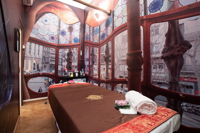 Exfoliating Treatment Body Scrub + Moisturizing Body Wrap 60 min THAI SPA MASSAGE - Price and Value in Barcelona Terms