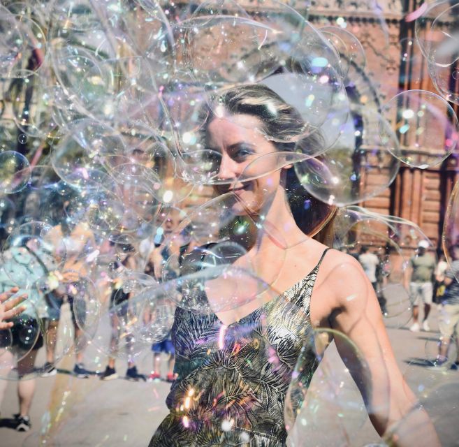 Explore Barcelona by Bike & Photo Shooting - Barcelona Cathedral and the Gothic Quarter: Getting Your Bearings Fast