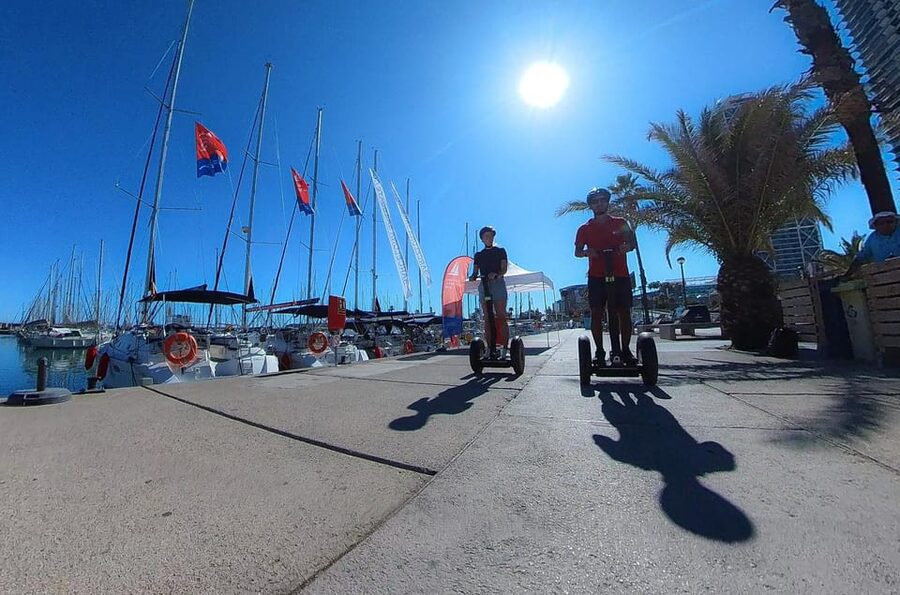 Explore Barcelona with a Guided Segway Tour - Parc de la Ciutadella and the Arc de Triomf, where the pace relaxes