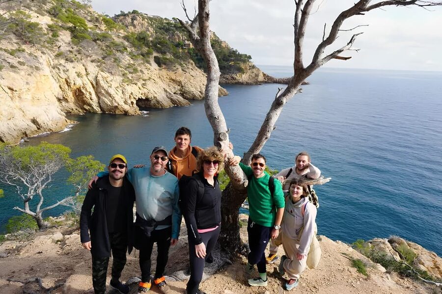 Explore Costa Brava & Tossa de Mar: Trails, snorkel & meal - Tossa de Mar old town time: Vila Vella and the 13th-century feel