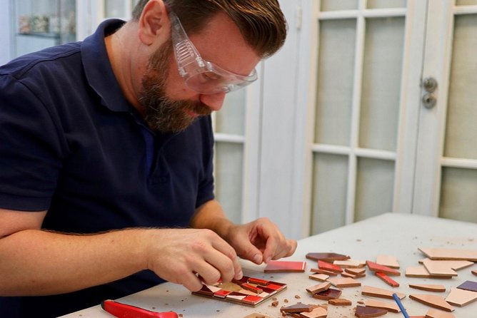 Feel like Gaudí: Barcelona Mosaic Workshop with Tour - Why this Gaudí mosaic tour works so well