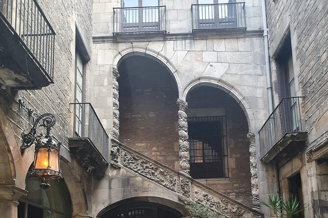 Flamenco Show at Dalmases Palace in Barcelona - Flamenco Palau Dalmases in Barcelona: why this venue matters