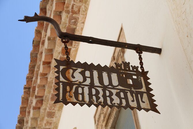 From a Roman Village to a Resort Town: A Self-Guided Walking Tour of Sitges - What this Sitges audio walk is, and why it works