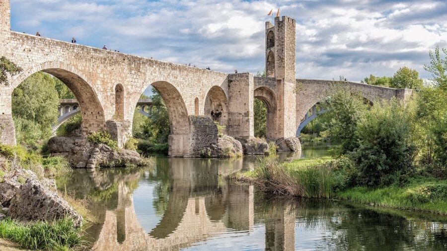 From Barcelona: Besalú & Medieval Towns Tour w/ Hotel Pickup - Key points before you go