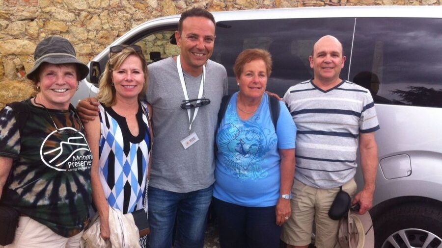 From Barcelona: Besalú & Medieval Towns Tour w/ Hotel Pickup - Getting out of Barcelona smoothly, and how the ride shapes the day