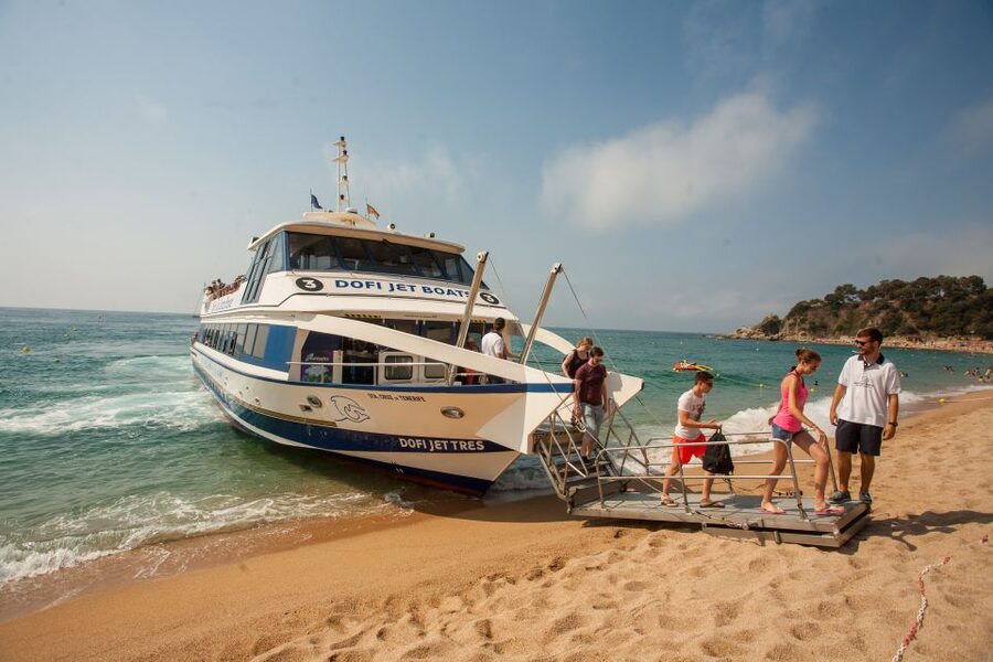 From Barcelona: Costa Brava Day Tour with Boat Trip - Weather, Footing, and Who This Tour Fits Best