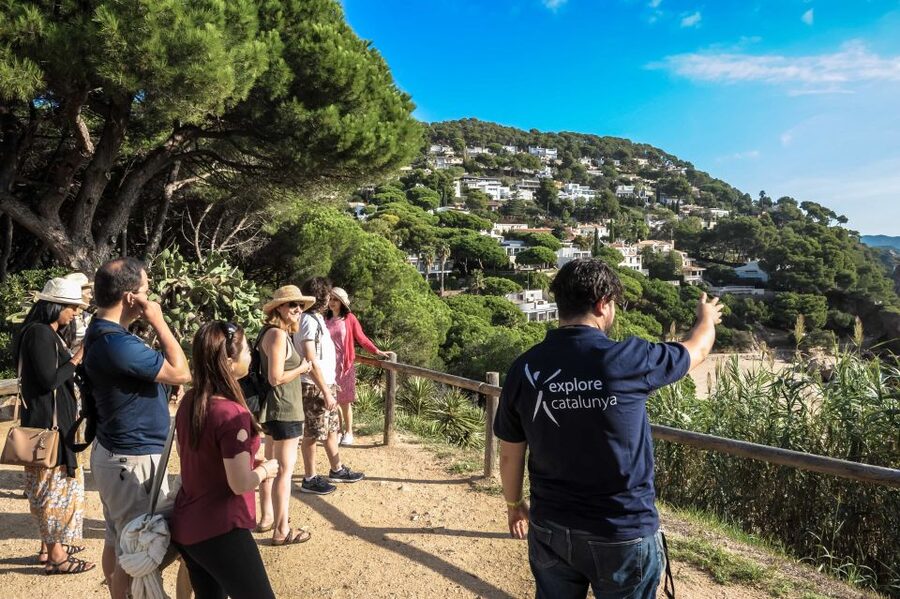 From Barcelona: Costa Brava Day Tour with Lunch - How the schedule feels: balancing Blanes, the cove, and Tossa