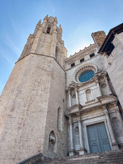 From Barcelona: Dalí and Medieval Girona Private Day Trip - What your guide can do well, based on real guide stories