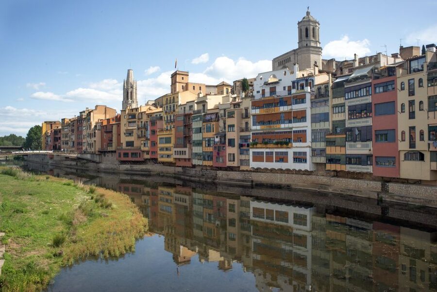 From Barcelona: Dalí and Medieval Girona Private Day Trip - Value and the price reality at $659 per group