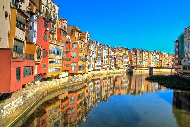 From Barcelona : Girona and Costa Brava Small Group Tour - Peratallada visit: a guided walk plus a quick taste of a smaller town