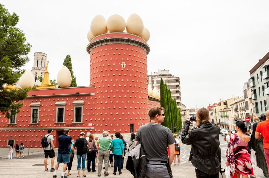 From Barcelona: Girona Guided Tour & Dalí Museum in Figueres - Is the $85 price fair for this much structure and museum entry?