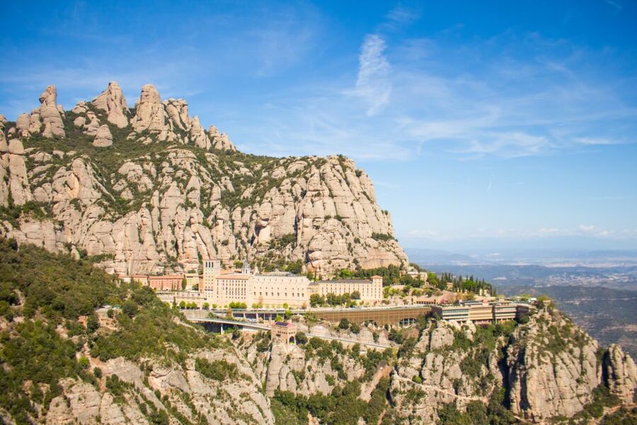 From Barcelona: Half-Day Montserrat Small Group Guided Tour - The guided portion: Basilica, the Black Madonna, and monastery secrets
