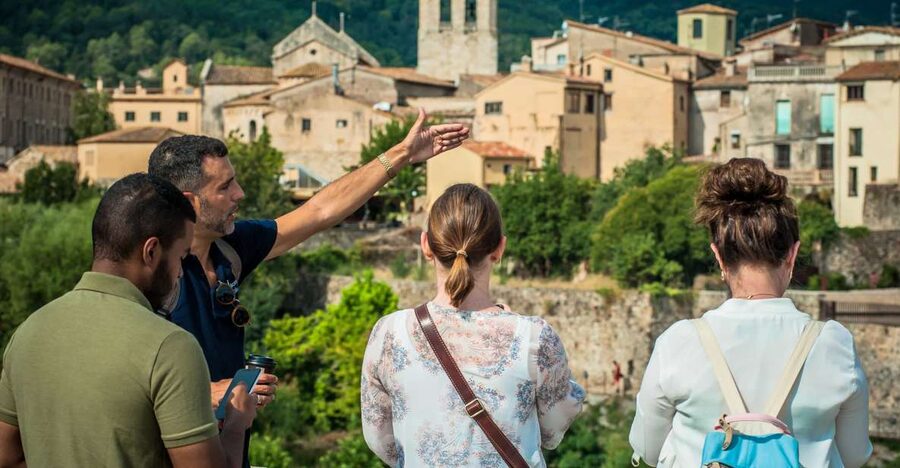 From Barcelona: Medieval Villages Day Tour - The Return Drive: Montseny and the Green Backdrop to Match the Stone