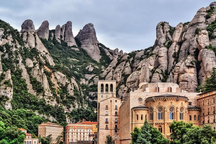 From Barcelona: Montserrat Day Trip with Optional Tickets - Timing That Works: What Each Segment Is For