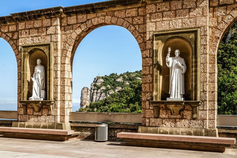 From Barcelona: Montserrat Day Trip with Optional Tickets - Who This Montserrat Trip Fits Best