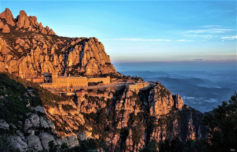 From Barcelona: Montserrat Monastery, Easy Hike, Cable Car - Key highlights worth planning for