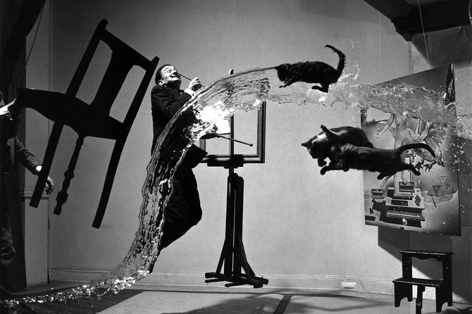 From Barcelona: Private Girona and Figueres with Dali Museum Tour - Dali.Joyas, surrealist symbols you can almost wear