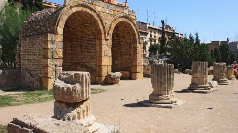 From Barcelona: Private Half-Day Tarragona Tour with Pickup - Roman Tarragona streets, city walls, and the circus under later buildings