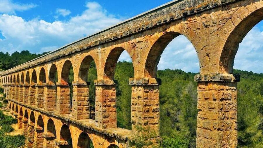 From Barcelona: Private Half-Day Tarragona Tour with Pickup - Mercat Central and Cathedral area: the city side of the story