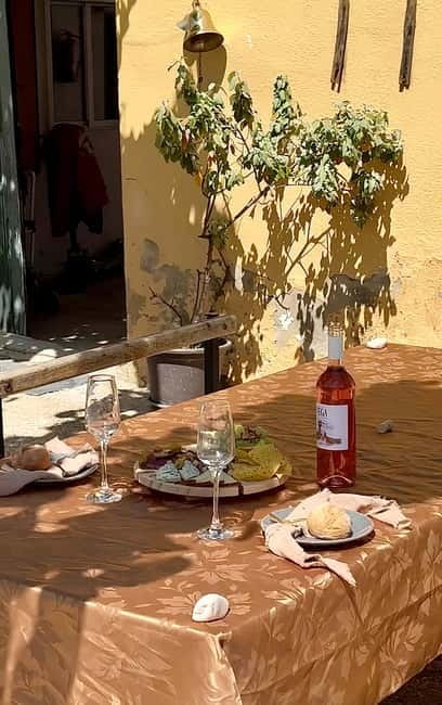 From Barcelona: PRIVATE Horseback Ride + Tapas + Picnic - Why Penedès makes sense for a half-day from Barcelona