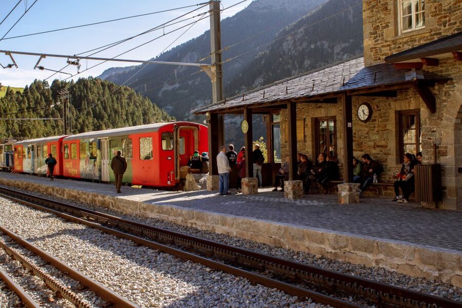 From Barcelona: Pyrenees Mountains Day Tour - Getting the Most Out of This Tour (Without Rushing)