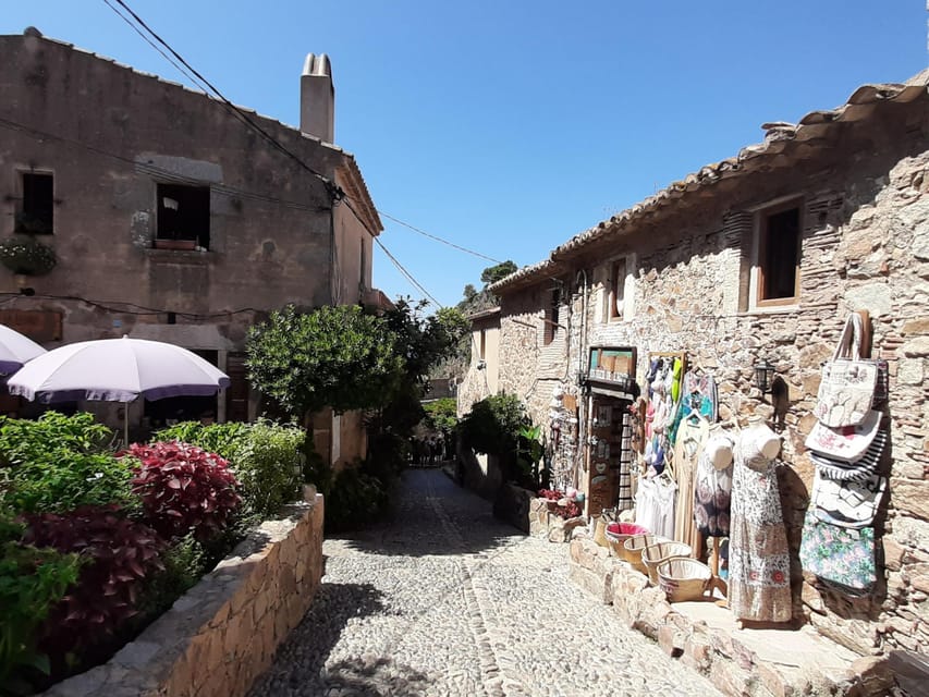 From Barcelona: Tossa de Mar Day Tour with Beach Time - The bus ride: simple logistics, and Wi-Fi that actually helps