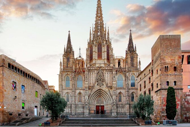 Full-Day Private Guided All Inclusive Barcelona Shore Excursion - Stop 5: Sagrada Familia, Gaudí’s story ends where it should
