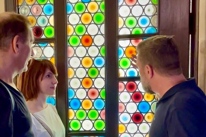 Gaudí and Barcelona Legends - Private Tour - Casa Amatller and Casa Morera: making the Block of Discord click