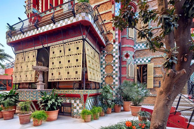 Gaudi´s Casa Vicens Guided Tour - Inside the house: how the guided walkthrough works