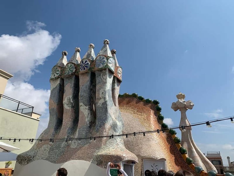 Gaudi's legacy.Exclusive tour to Park Güell & Casa Batlló - The guide experience: why the top reviews keep praising the same things