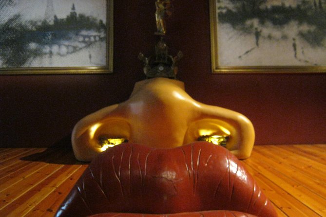 Girona and Dali Museum Full Day tour from Barcelona - Girona Free Time for Lunch: Enough to Eat, Not Enough to Do Everything