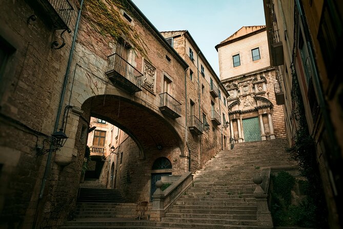 Girona, Costa Brava and Medieval Village from Barcelona - Getting Out of Barcelona on a Calm Morning