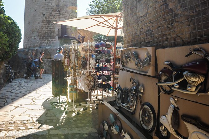 Girona & Costa Brava Small Group Tour From Barcelona with Paella! - Girona in late afternoon: Cathedral views and Roman walls