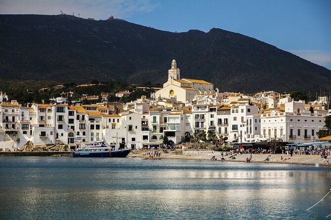 Girona, Figueres, Dalí Museum and Cadaqués Tour from Barcelona - A full day from Barcelona that actually connects the dots
